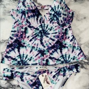 NWT Jessica Simpson Tie Dye Tankini and Bottoms Swim Set